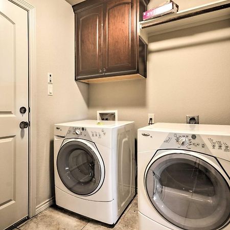 College Station Townhouse With Private Patio Villa Exterior foto