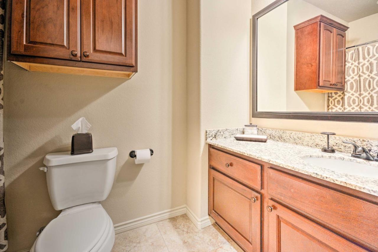 College Station Townhouse With Private Patio Villa Exterior foto