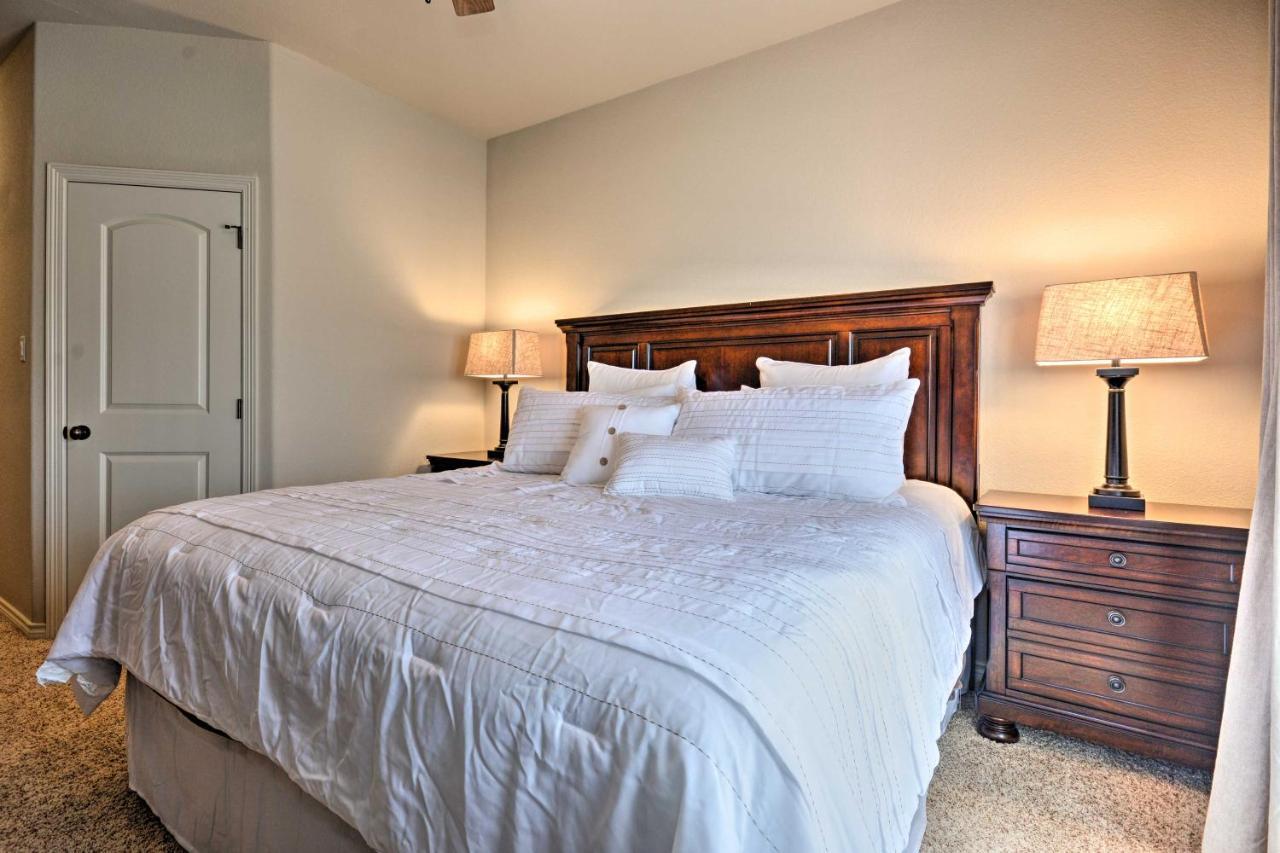 College Station Townhouse With Private Patio Villa Exterior foto